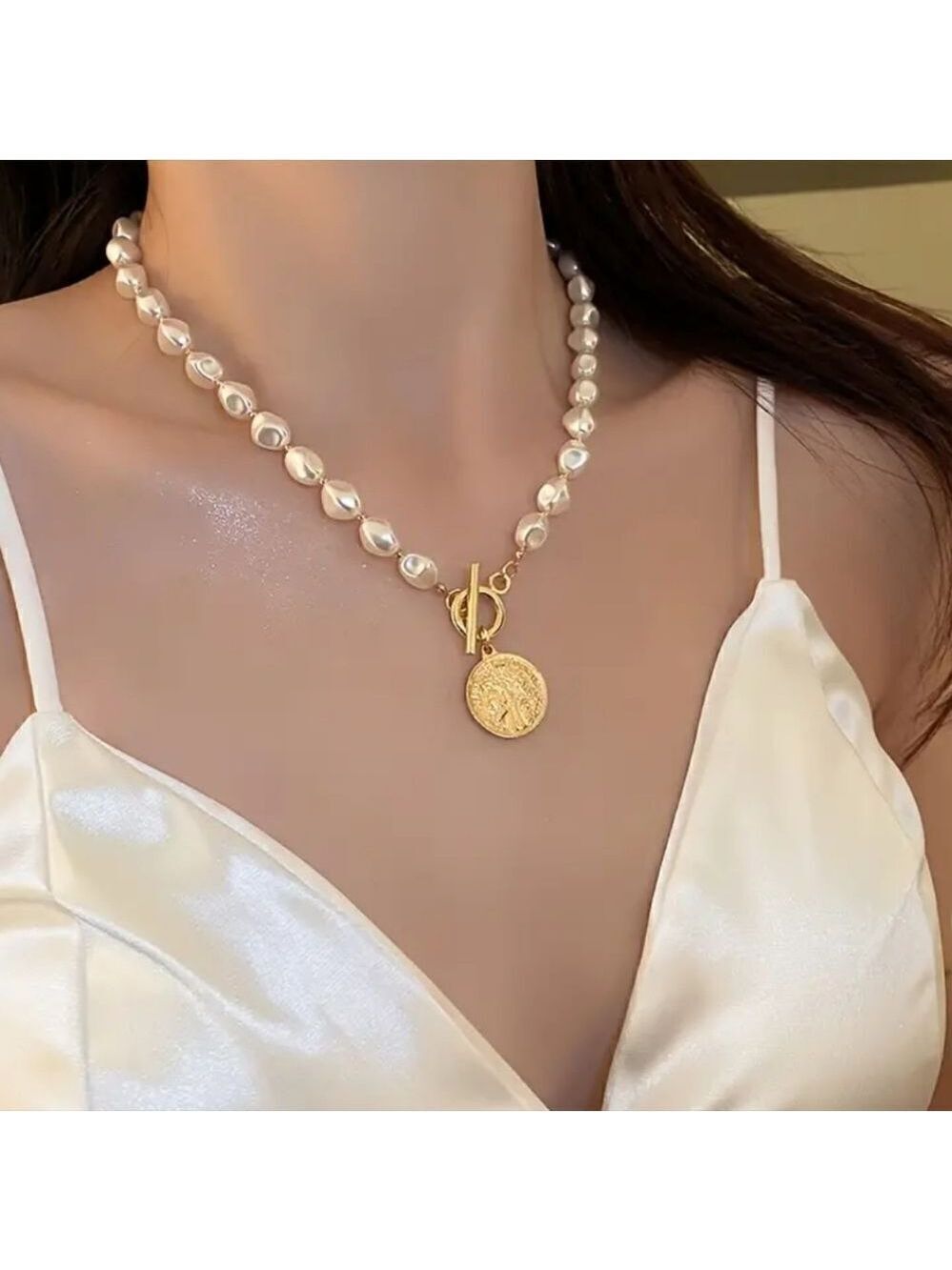 Lab Pearl Beaded Clavicle Necklace Personalized OT Portrait Round Tag Pendant